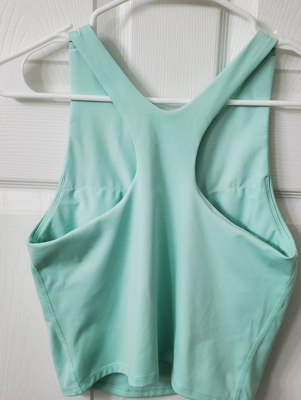Jockey's Women's Active Crop Top Mint Green Sleeveless Athletic Top Small - Picture 2 of 4